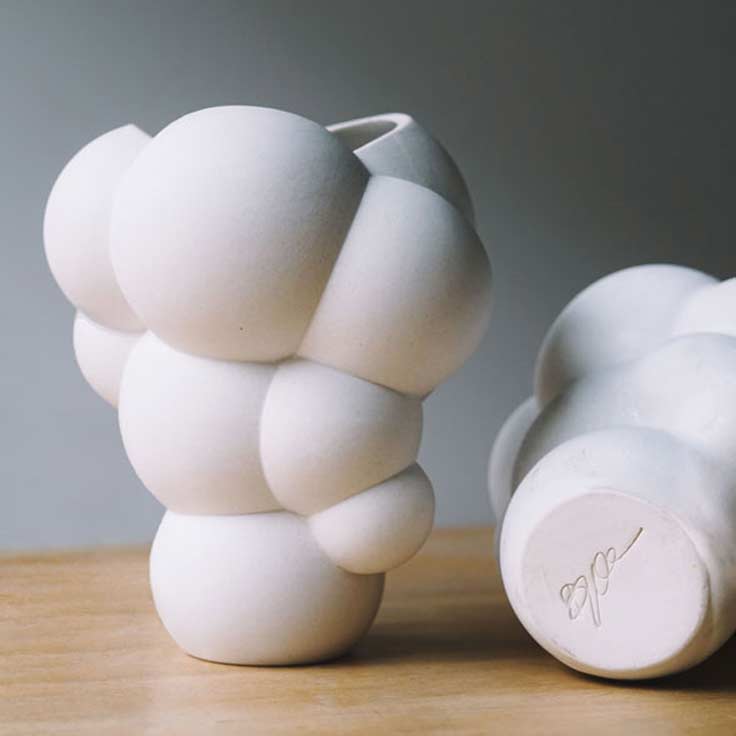 skum vase diseñado por agencia Mosss