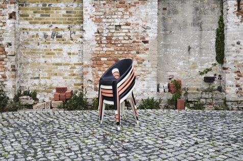 Bell Chair, una inyección de frescura para la silla monobloque